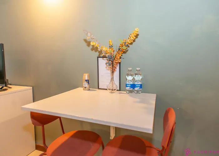 Fuoriporta Affitti Brevi - Monolocale Emanuele 4 Πάρμα